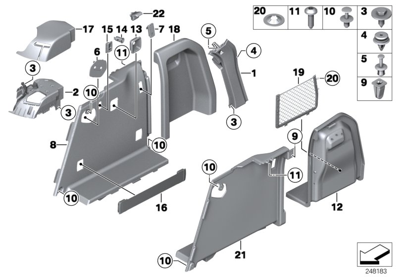 Lateral trunk floor trim panel