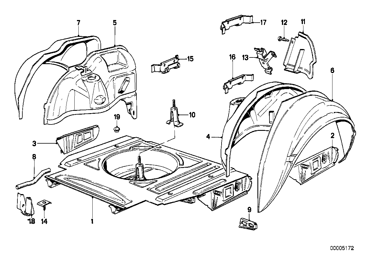 Floor panel trunk/wheel housing rear