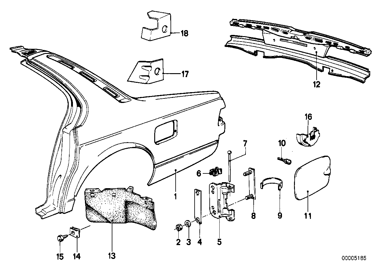 Side panel/tail trim