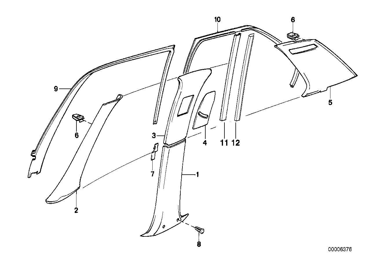 Interior trim lateral